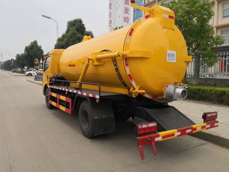 吸污车价格